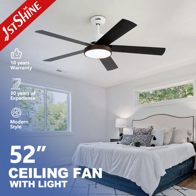 satın al Smart Control LED Tavan Fan Light 52 inç 5 MDF Blades ve 35/60W Motor Wattage Çevrimiçi üretim