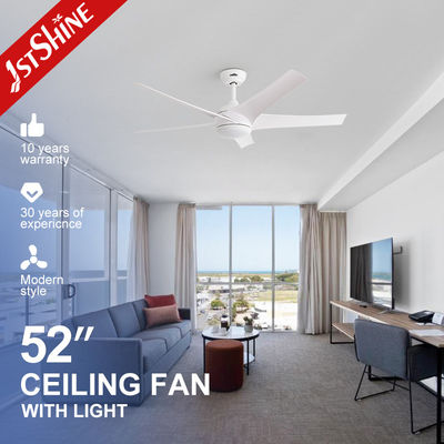 satın al DC Motor 5 ABS Blades Beyaz 3 Renkli LED Işık Dekoratif Akıllı Tavan Ventilatörü Işıkla Çevrimiçi üretim