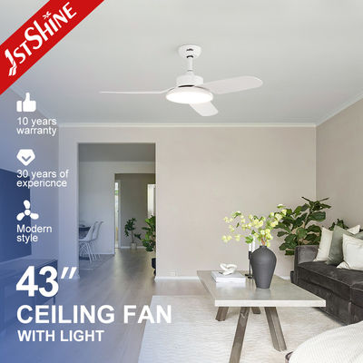 satın al Modern Tasarımlı 3 Blade LED Tavan Ventilatörü Uzaktan Kumanda ve 110-240V Giriş Voltajı Çevrimiçi üretim