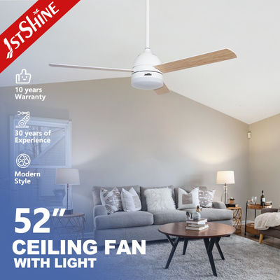 satın al 50W İç Mekan Uzaktan Kumandalı Modern LED Tavan Vantilatörü, 3 MDF Kanatlı Çevrimiçi üretim
