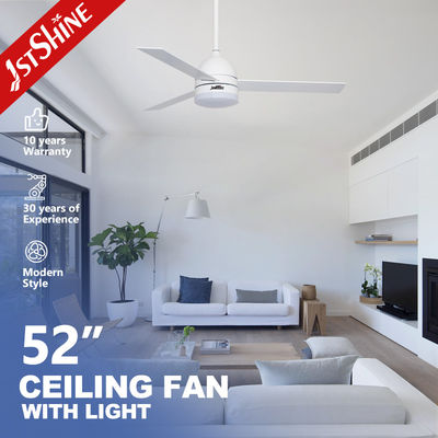 Uzak kumanda ve LED ışık fonksiyonu ile 52 inç çok renkli tavan fanı